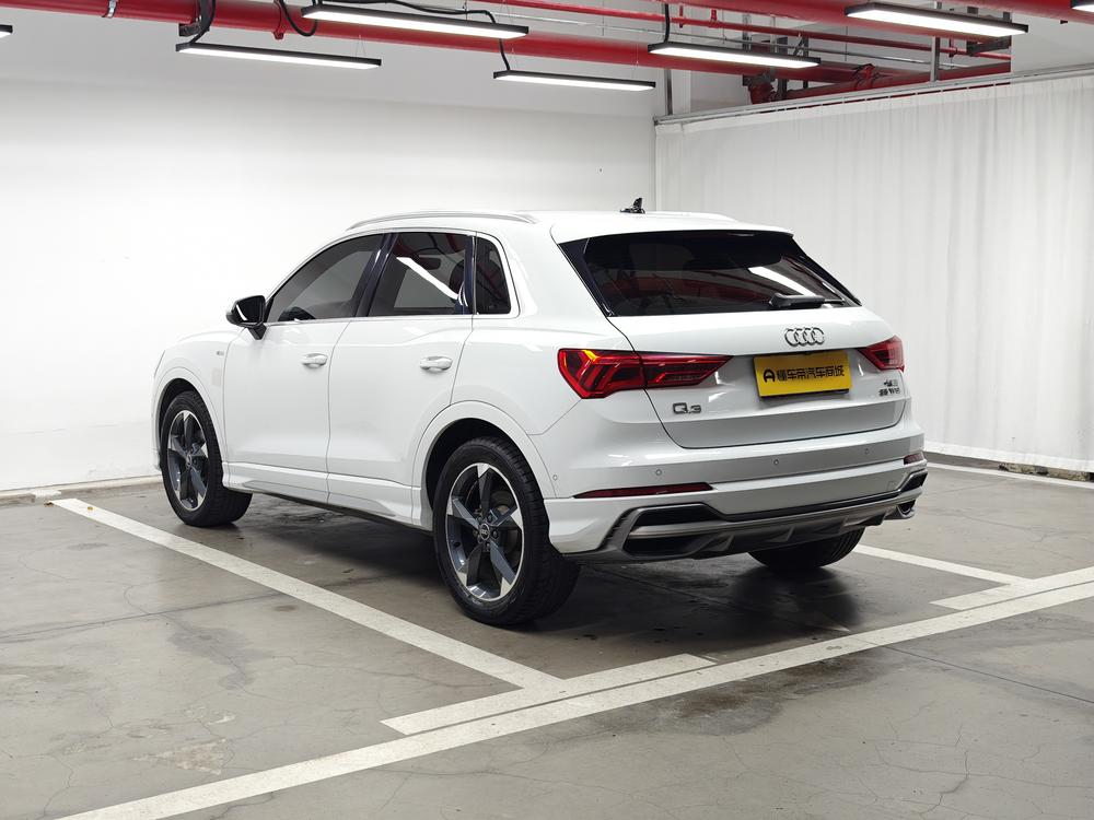Audi Audi Q3
