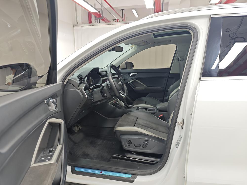 Audi Audi Q3