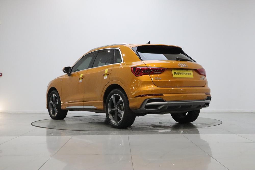 Audi Audi Q3