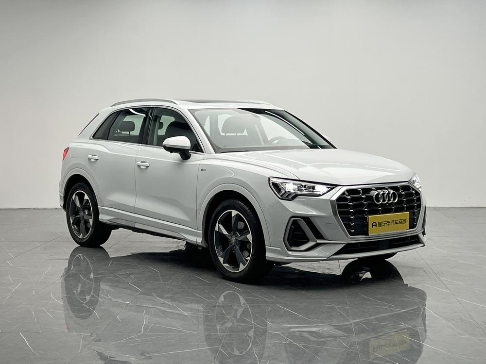 Audi Audi Q3