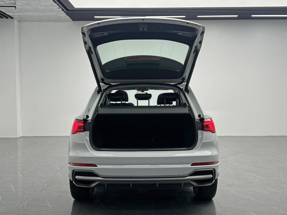 Audi Audi Q3