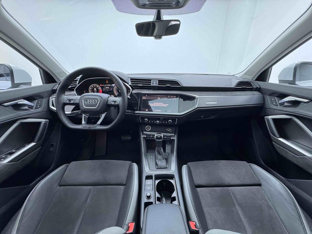 Audi Audi Q3