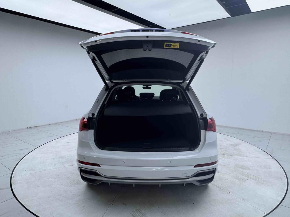 Audi Audi Q3