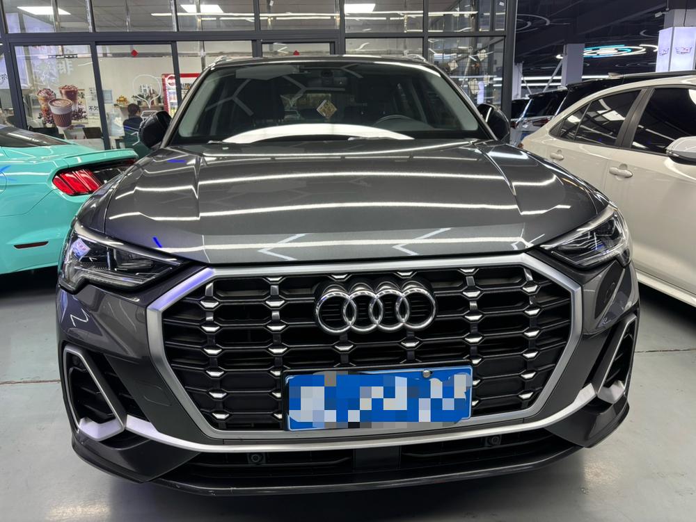 Audi Audi Q3