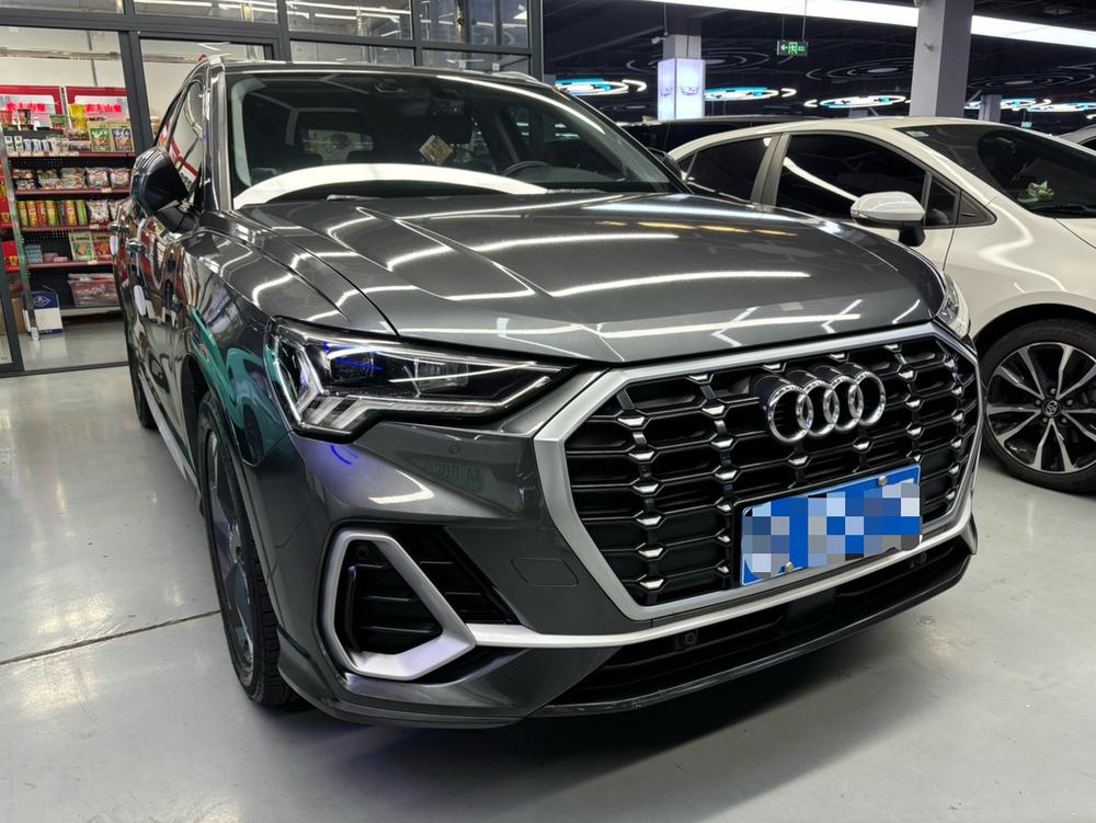 Audi Audi Q3