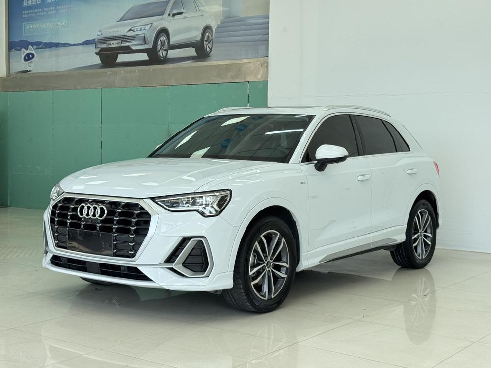 Audi Audi Q3