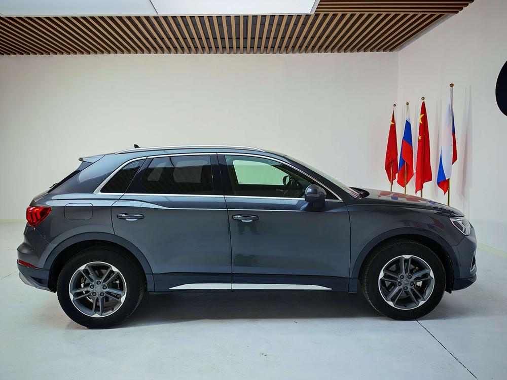 Audi Audi Q3