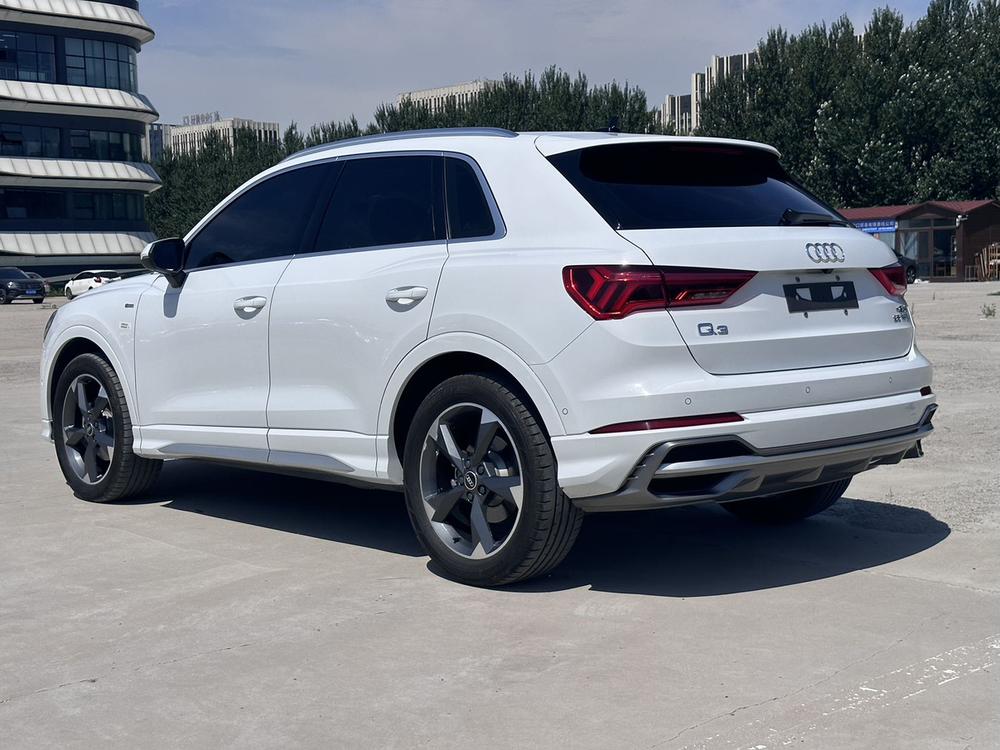 Audi Audi Q3