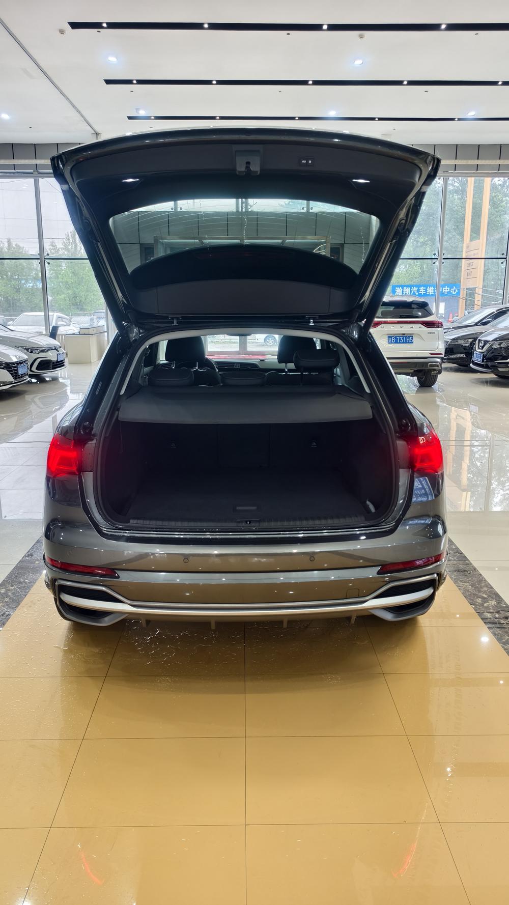 Audi Audi Q3