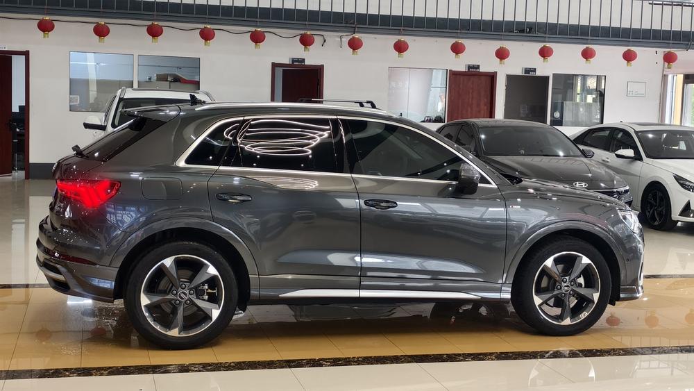 Audi Audi Q3