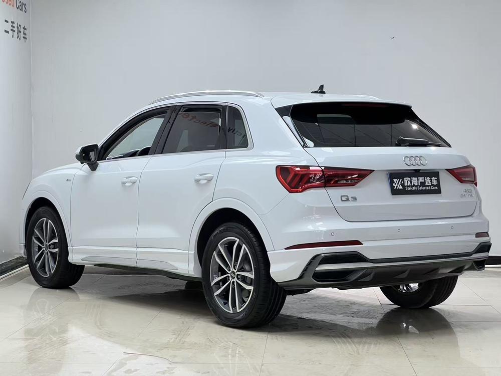 Audi Audi Q3