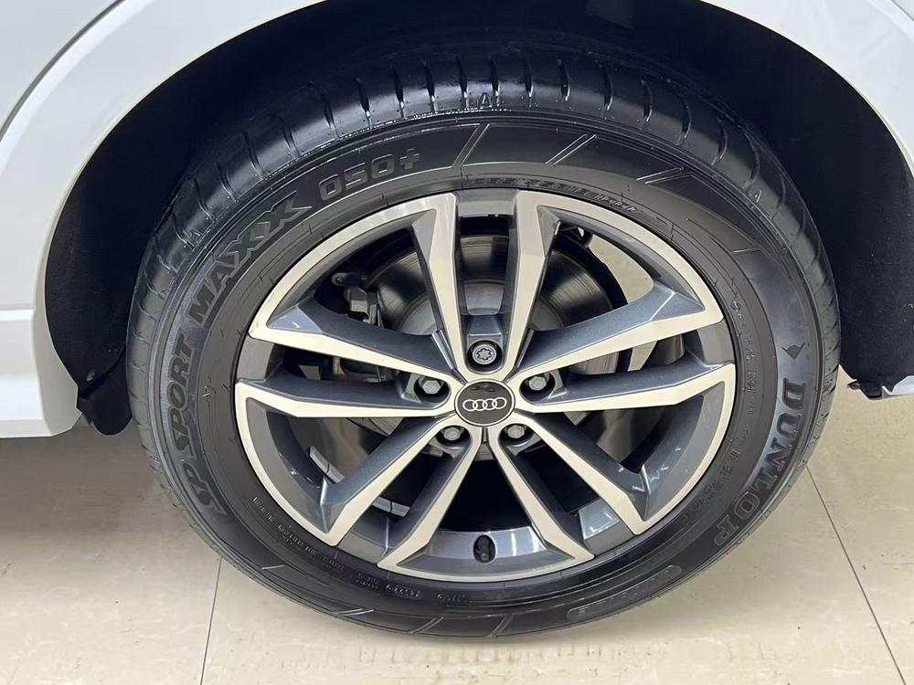 Audi Audi Q3