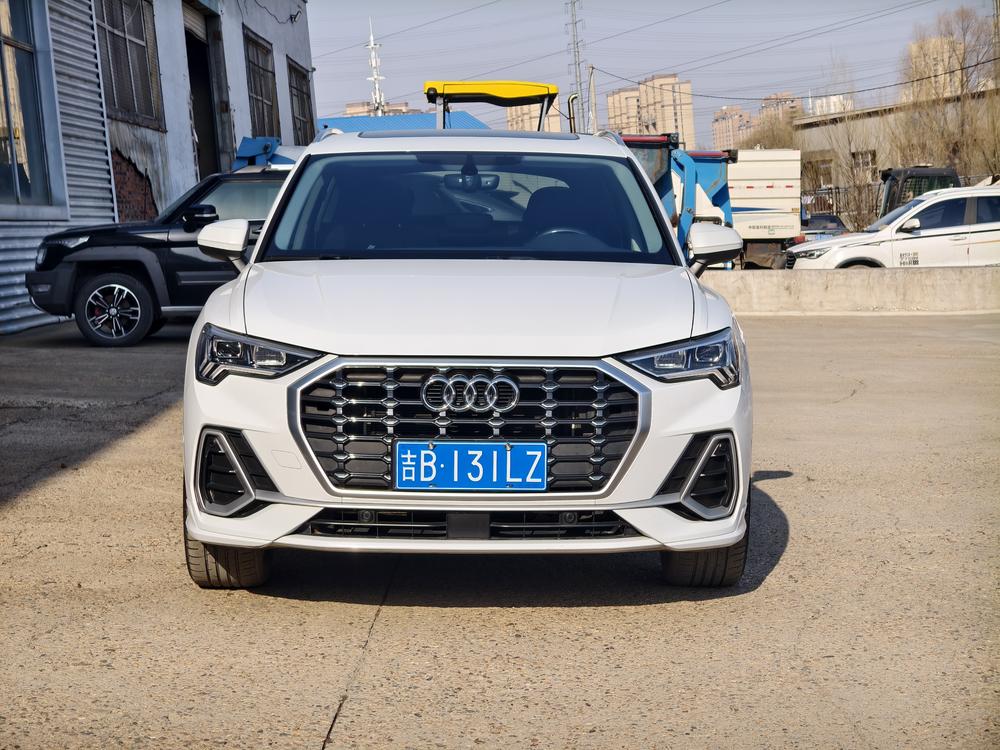 Audi Audi Q3