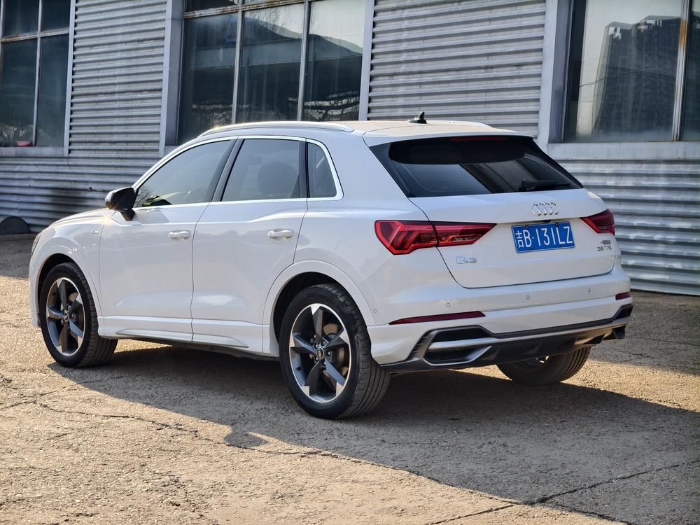 Audi Audi Q3