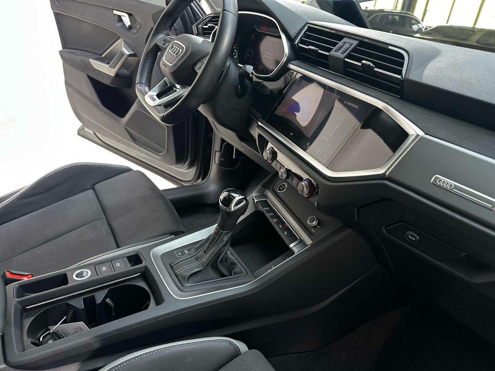 Audi Audi Q3
