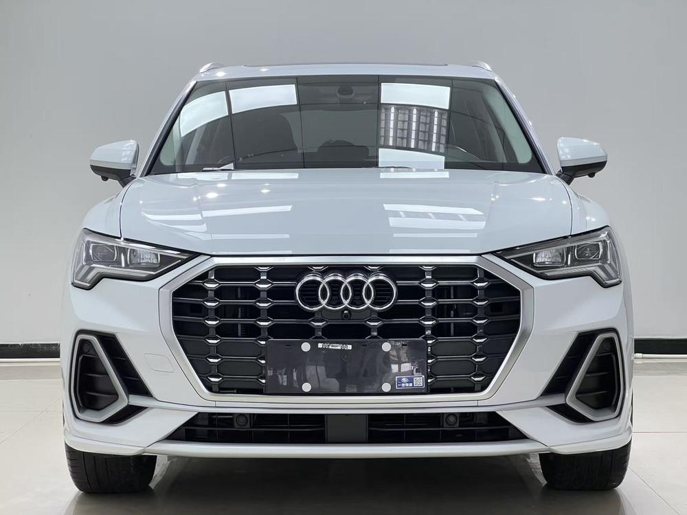 Audi Audi Q3