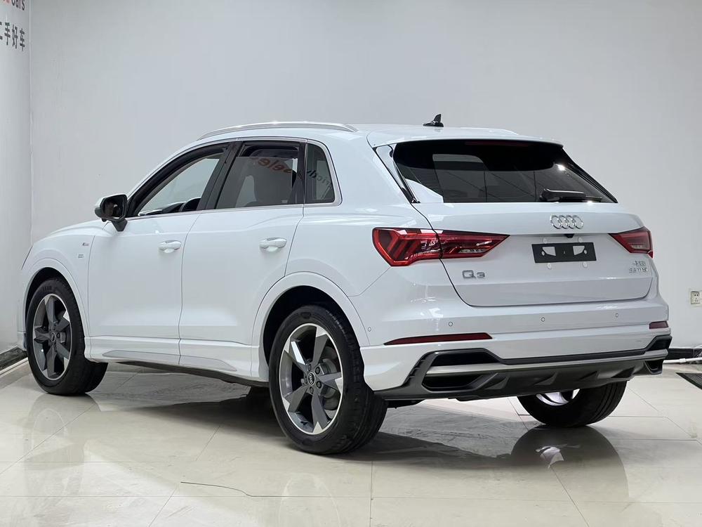 Audi Audi Q3