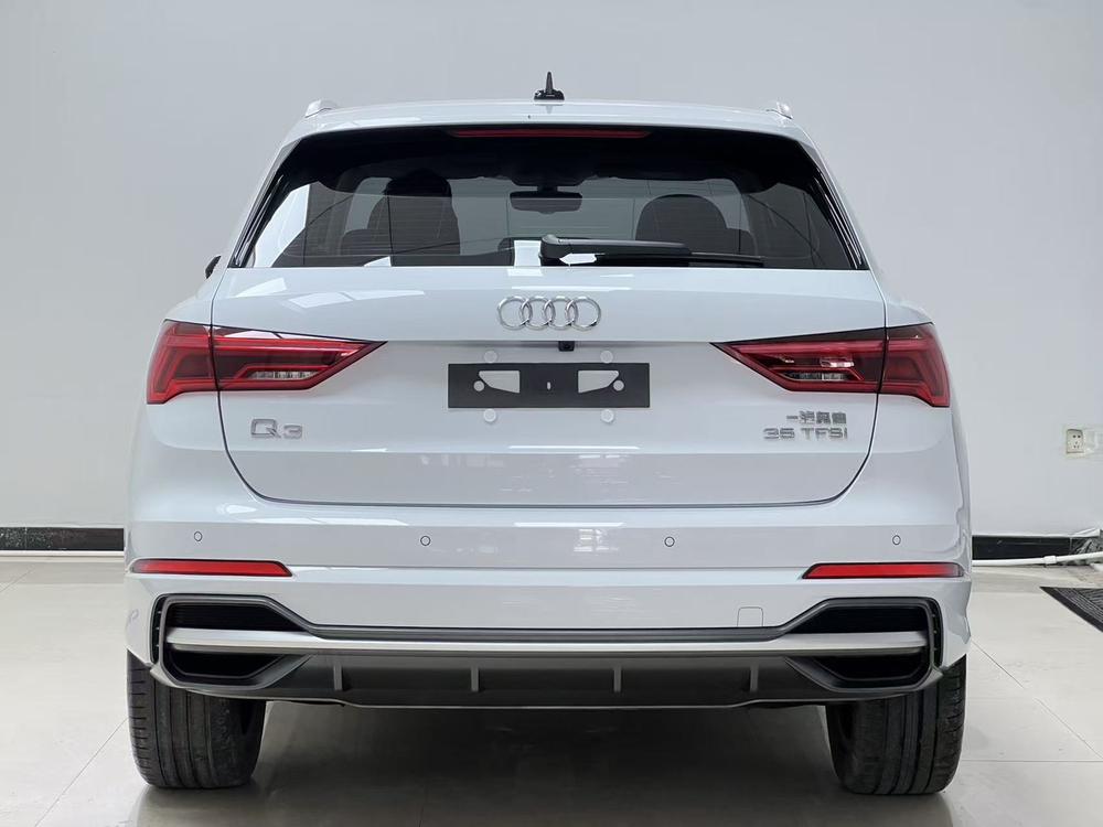 Audi Audi Q3