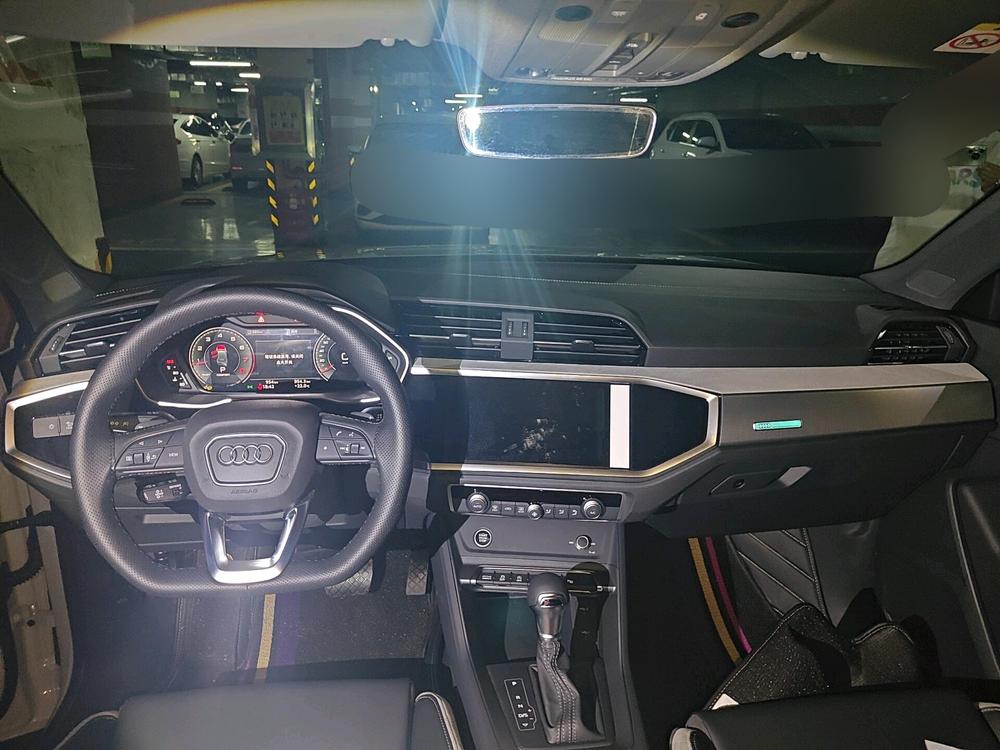 Audi Audi Q3