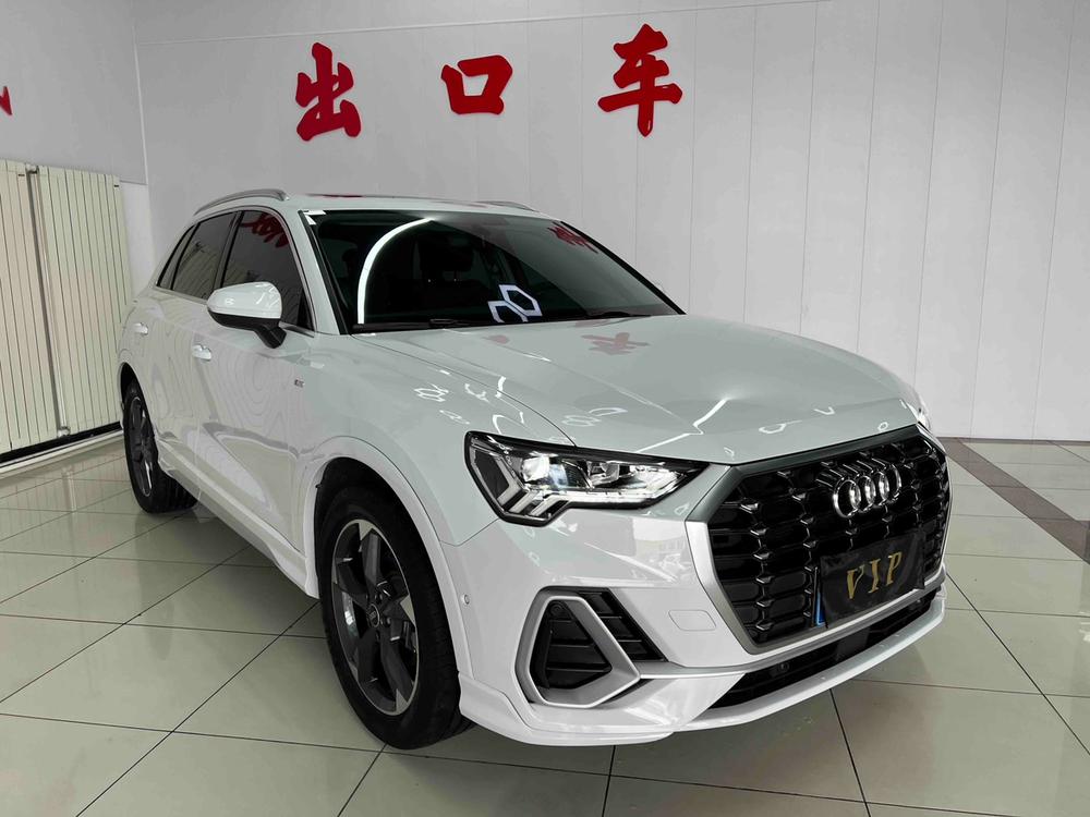 Audi Audi Q3