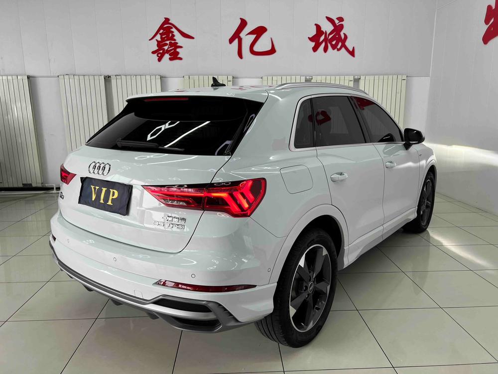 Audi Audi Q3