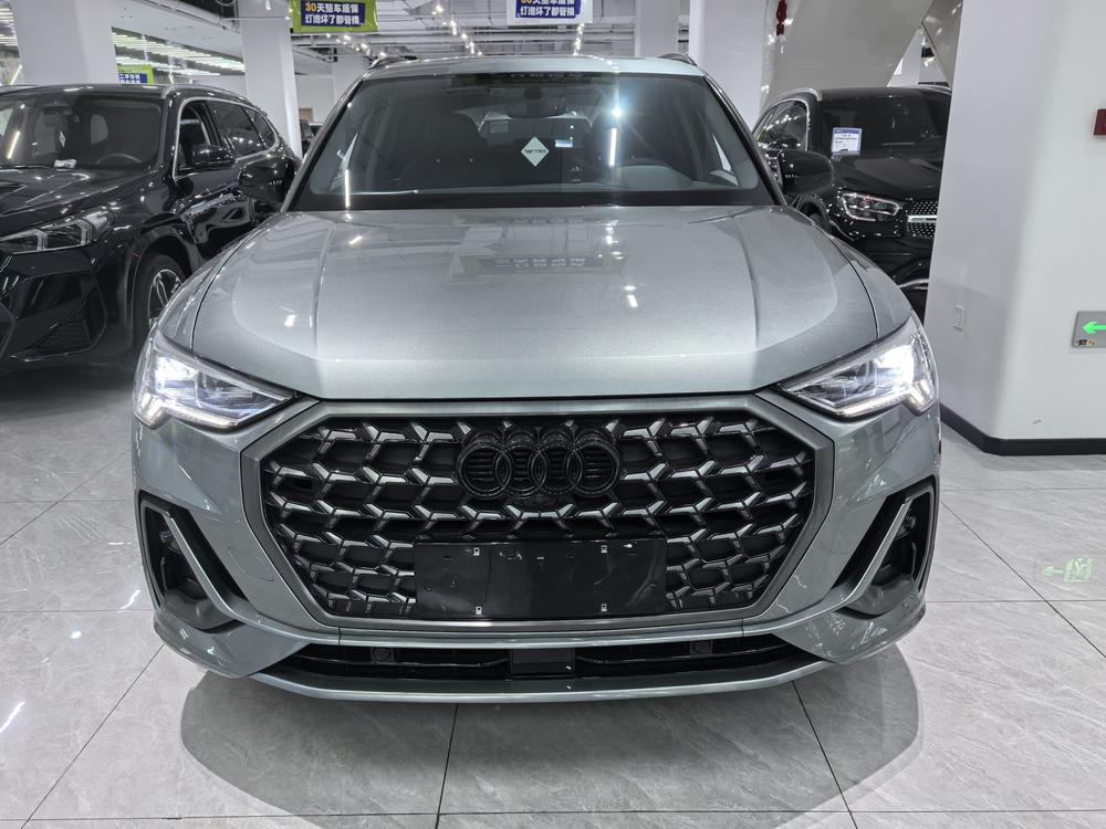 Audi Audi Q3