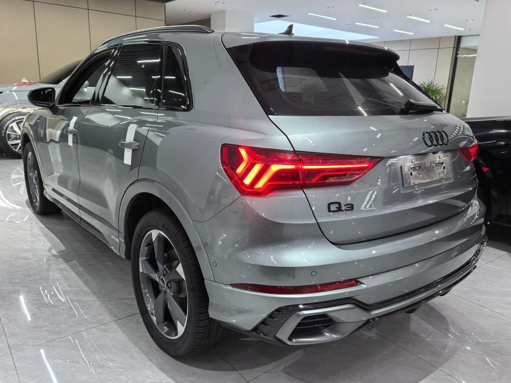 Audi Audi Q3