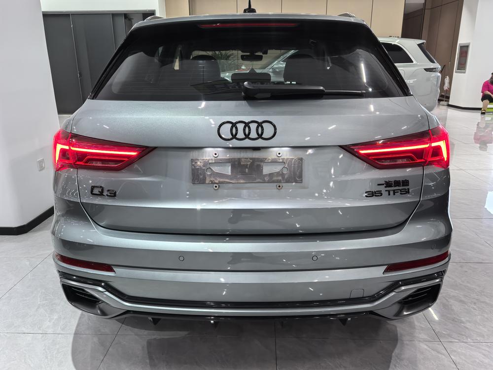 Audi Audi Q3