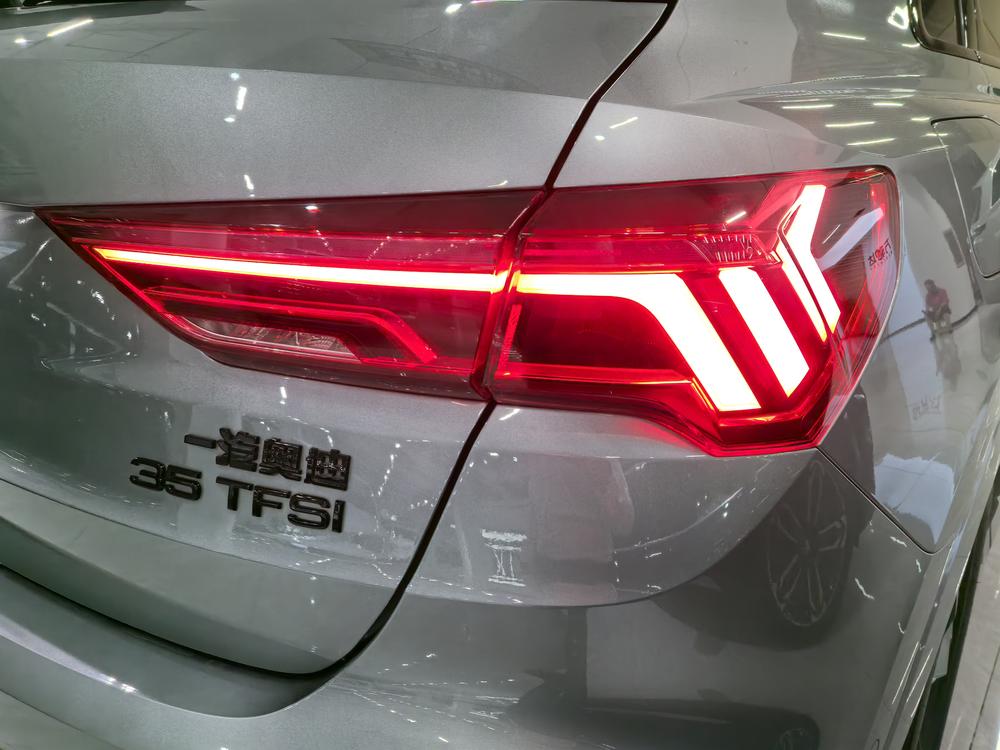Audi Audi Q3