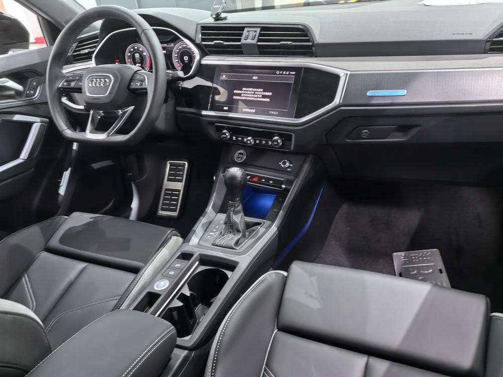 Audi Audi Q3