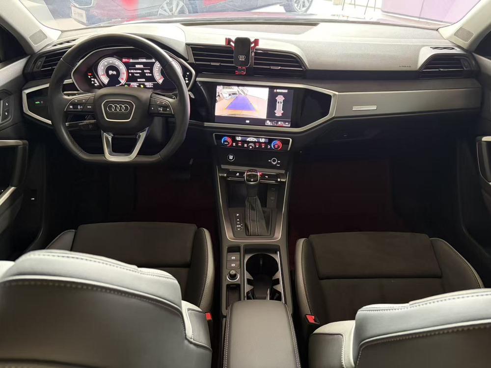 Audi Audi Q3