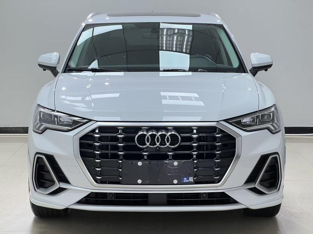 Audi Audi Q3