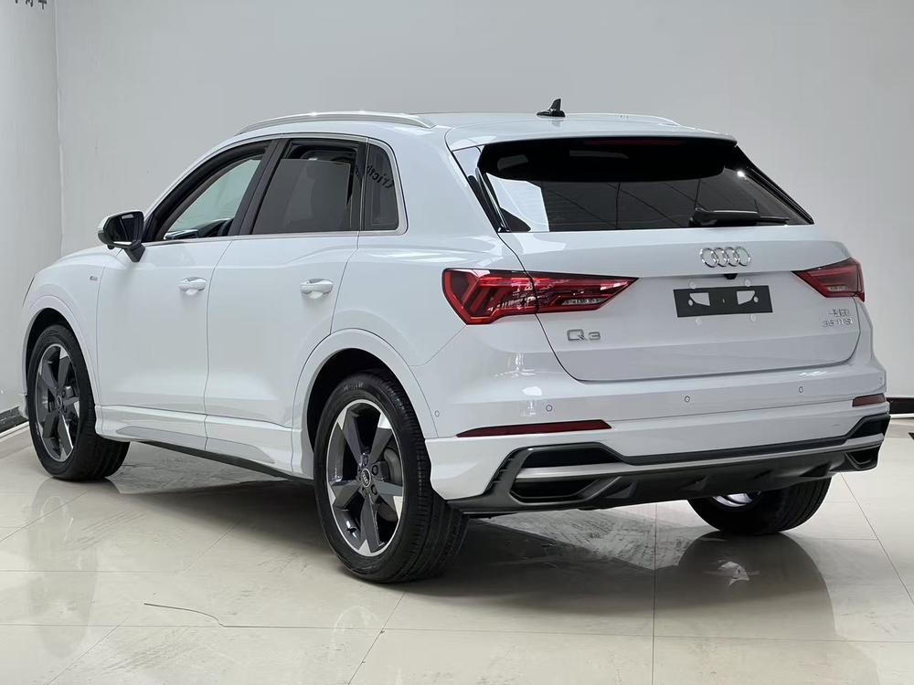 Audi Audi Q3