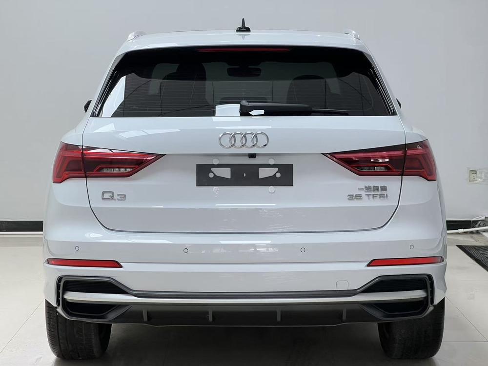 Audi Audi Q3