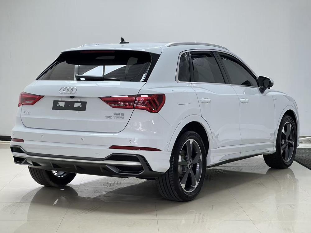 Audi Audi Q3
