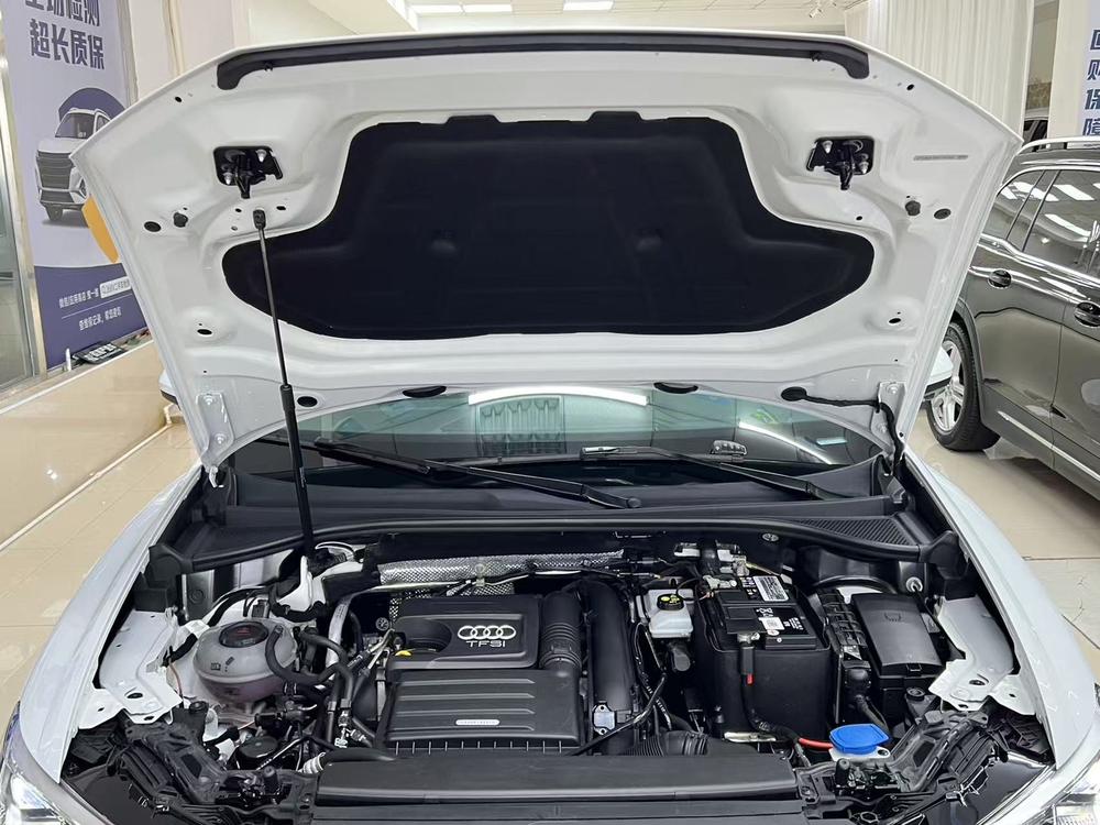 Audi Audi Q3