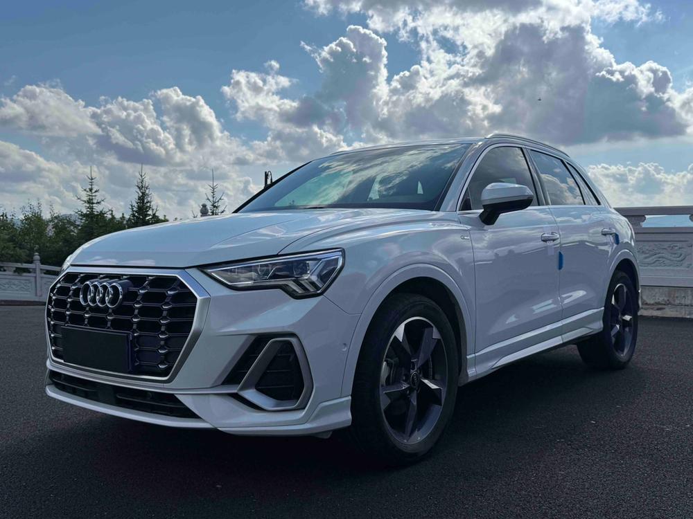 Audi Audi Q3
