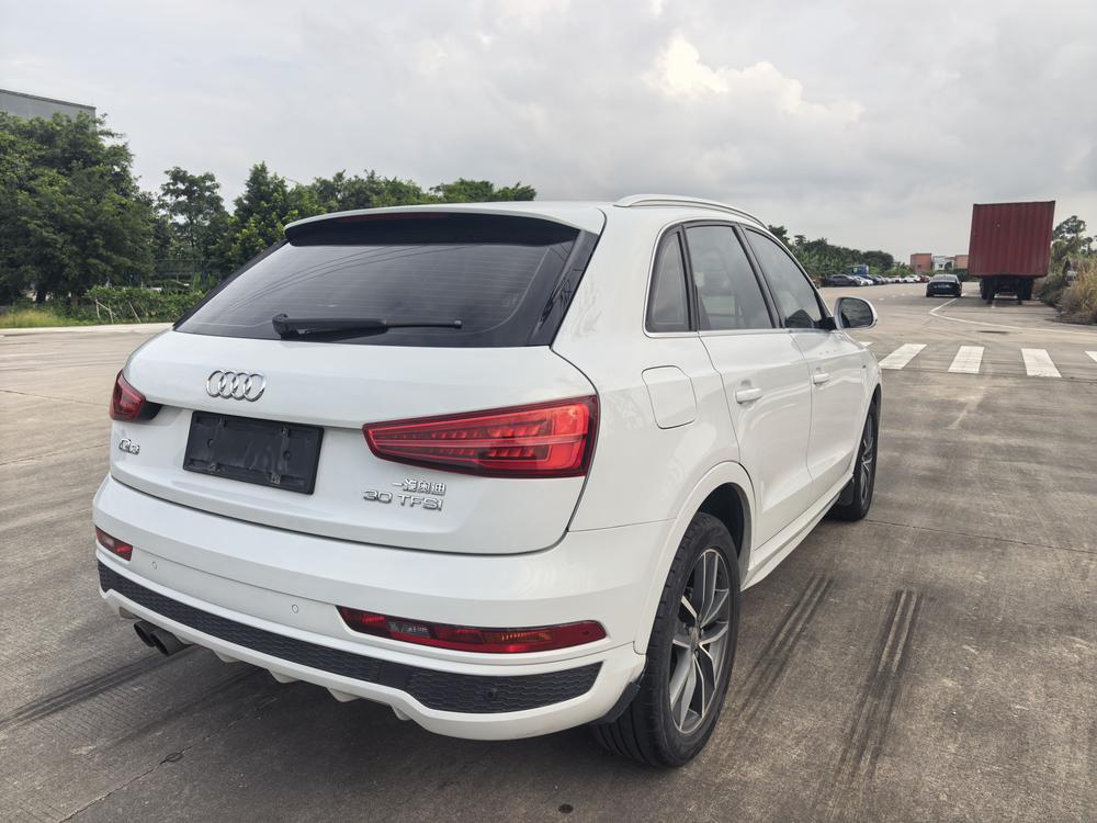 Audi Audi Q3