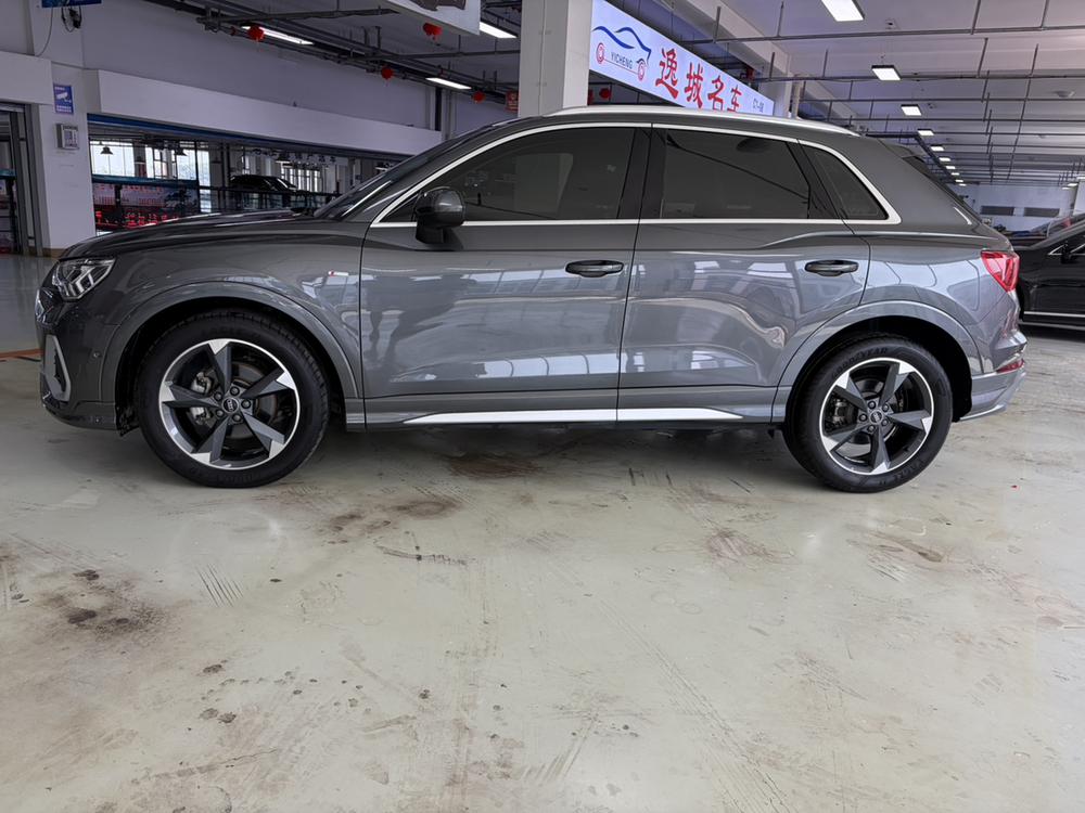 Audi Audi Q3