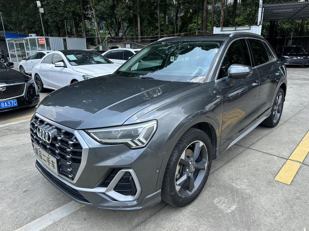 Audi Audi Q3