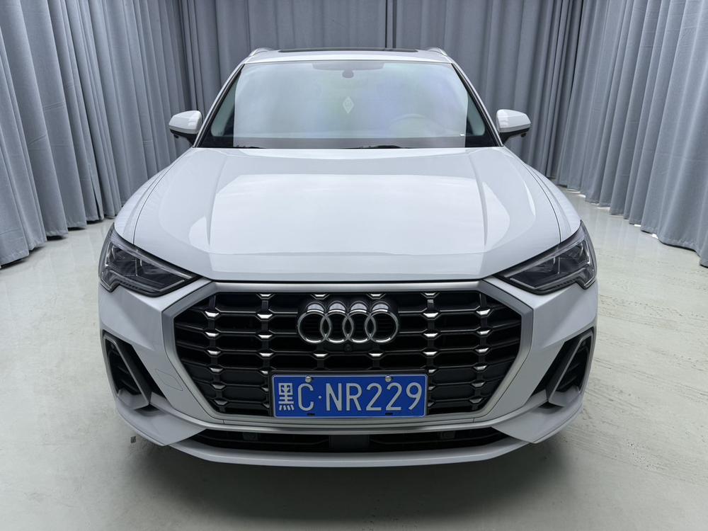 Audi Audi Q3
