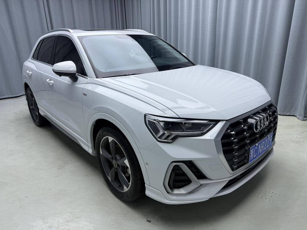 Audi Audi Q3