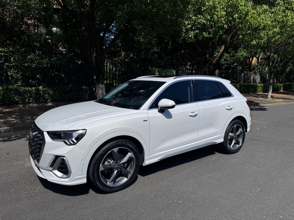 Audi Audi Q3