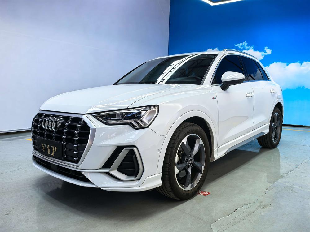 Audi Audi Q3