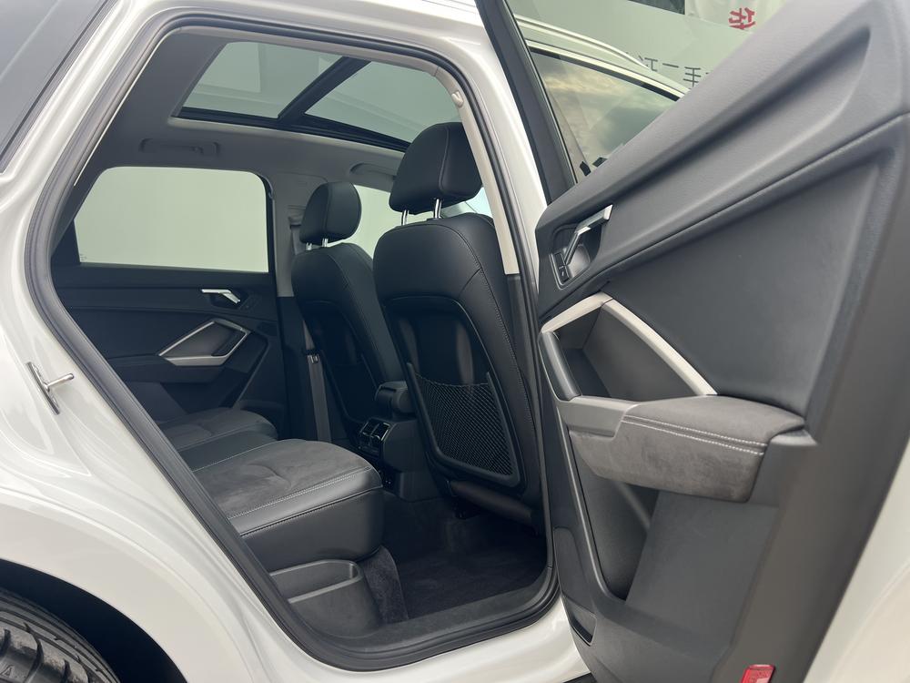 Audi Audi Q3