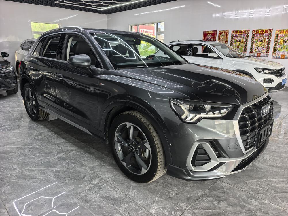 Audi Audi Q3