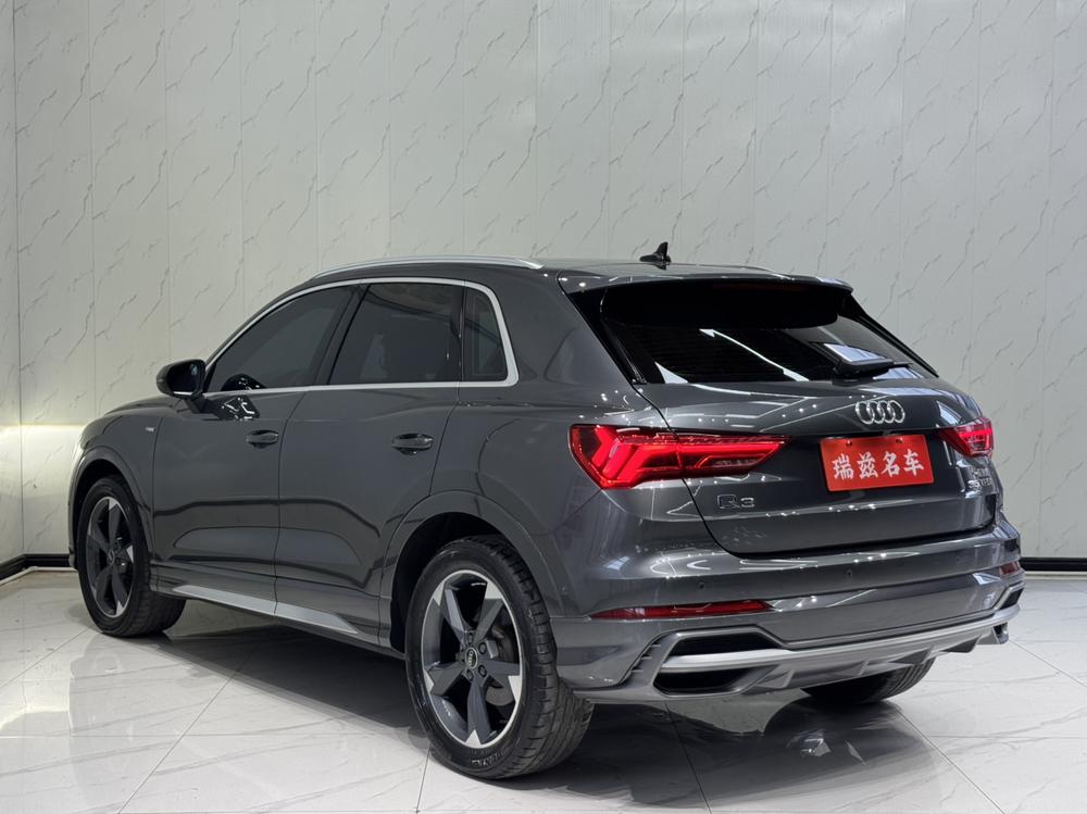 Audi Audi Q3