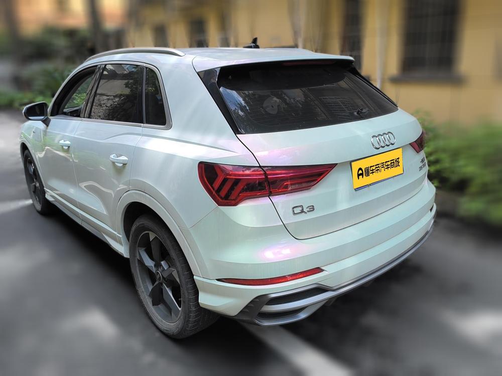 Audi Audi Q3