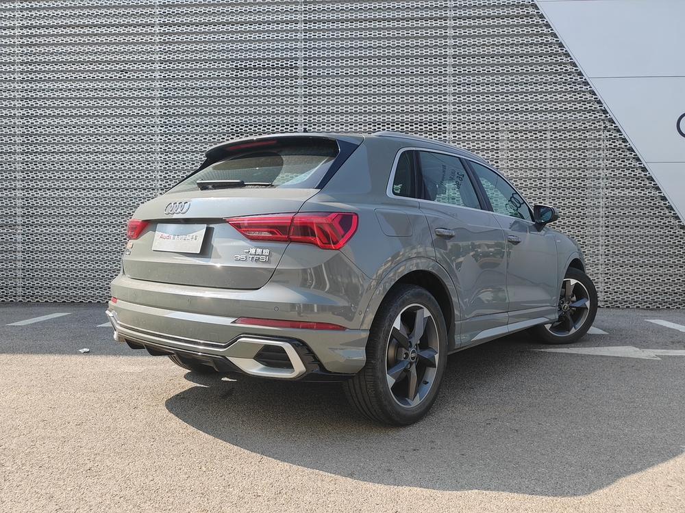 Audi Audi Q3
