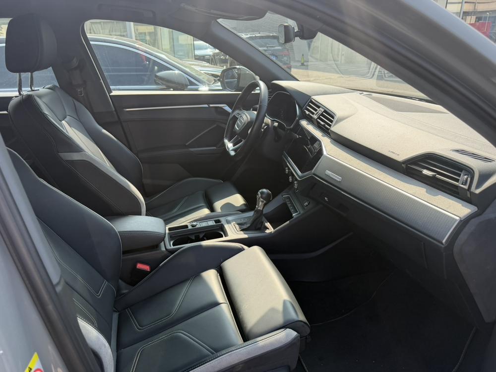 Audi Audi Q3